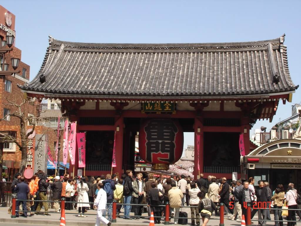 Kaminarimon Gate