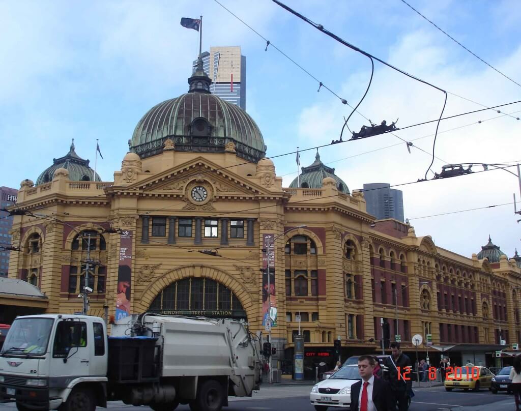 Melbourne City Iconic Flinders-Street-Station