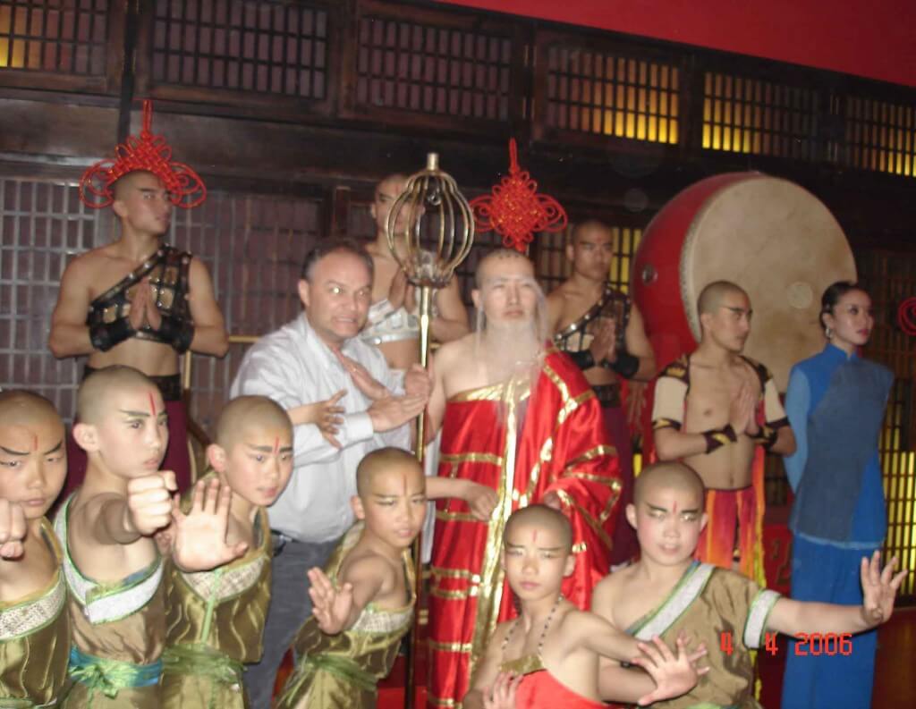  Beijing Red theatre-'The Legend of Kungfu. Meet the cast after the performance 