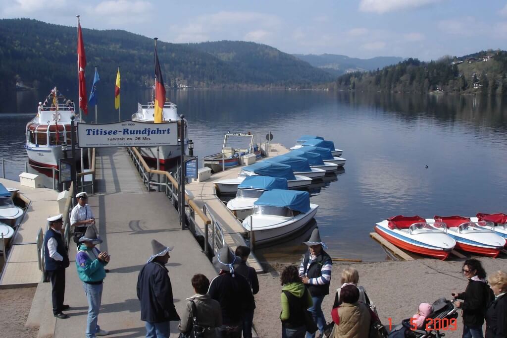 Romantic-Road-Lake-Titisee in the Black Forest Bavaria Germany
