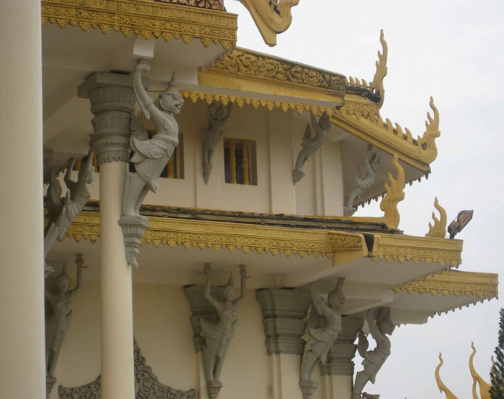 Phnom Penh Royal Palace Complex Throne Hall Decoration under eaves