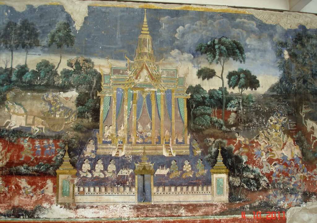 Galleries of Frescoes of the Reamker,decorate the inner walls of the Silver Pagoda complex 