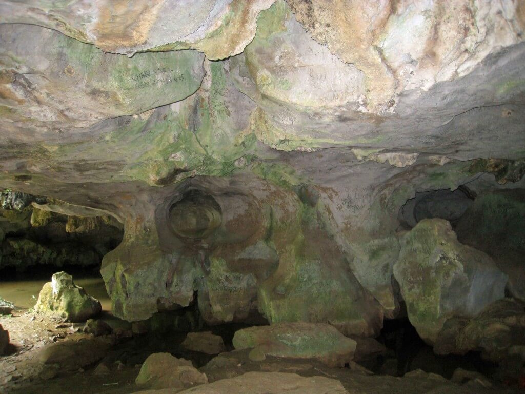 Caves - Kampot---eye-of-the-dragon-