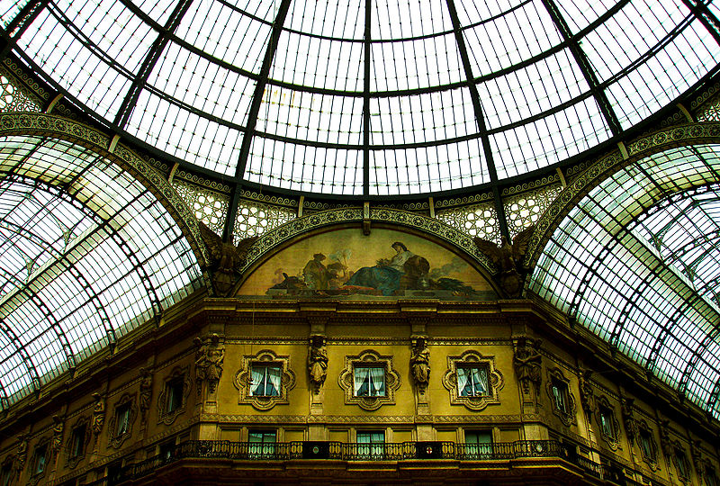Galleria Vittorio Emanuele II from inside the arcade(photo Dave Cameron2006)