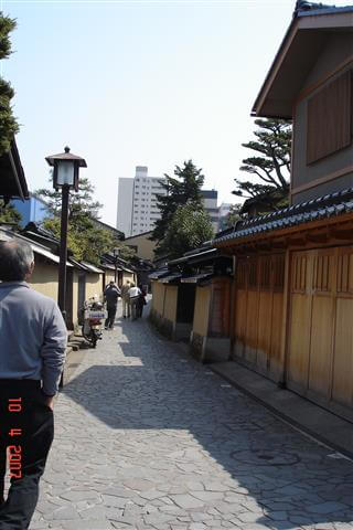 Nagayamon gates (row house gates)-Nagamachi Samurai House District - Kanazawa