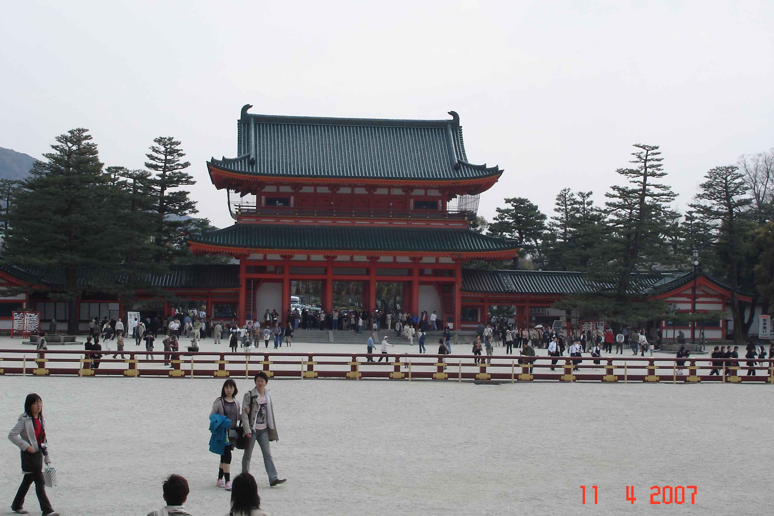 Heian-shrine-Otenmon-Gate