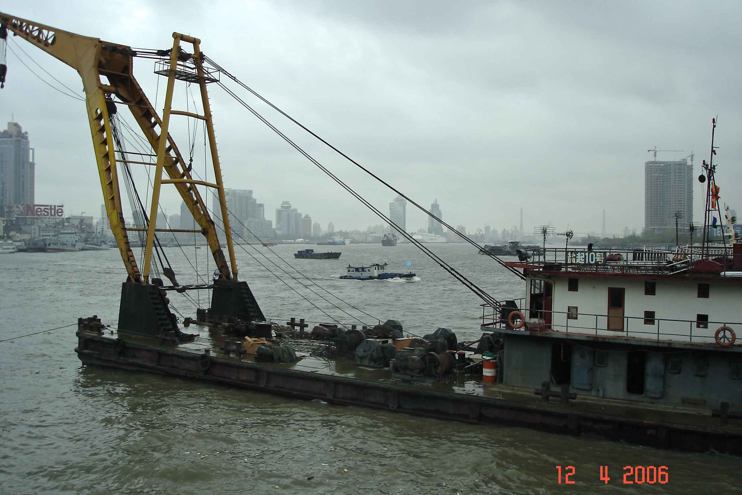 Port-of-Shanghai-Barge-and-