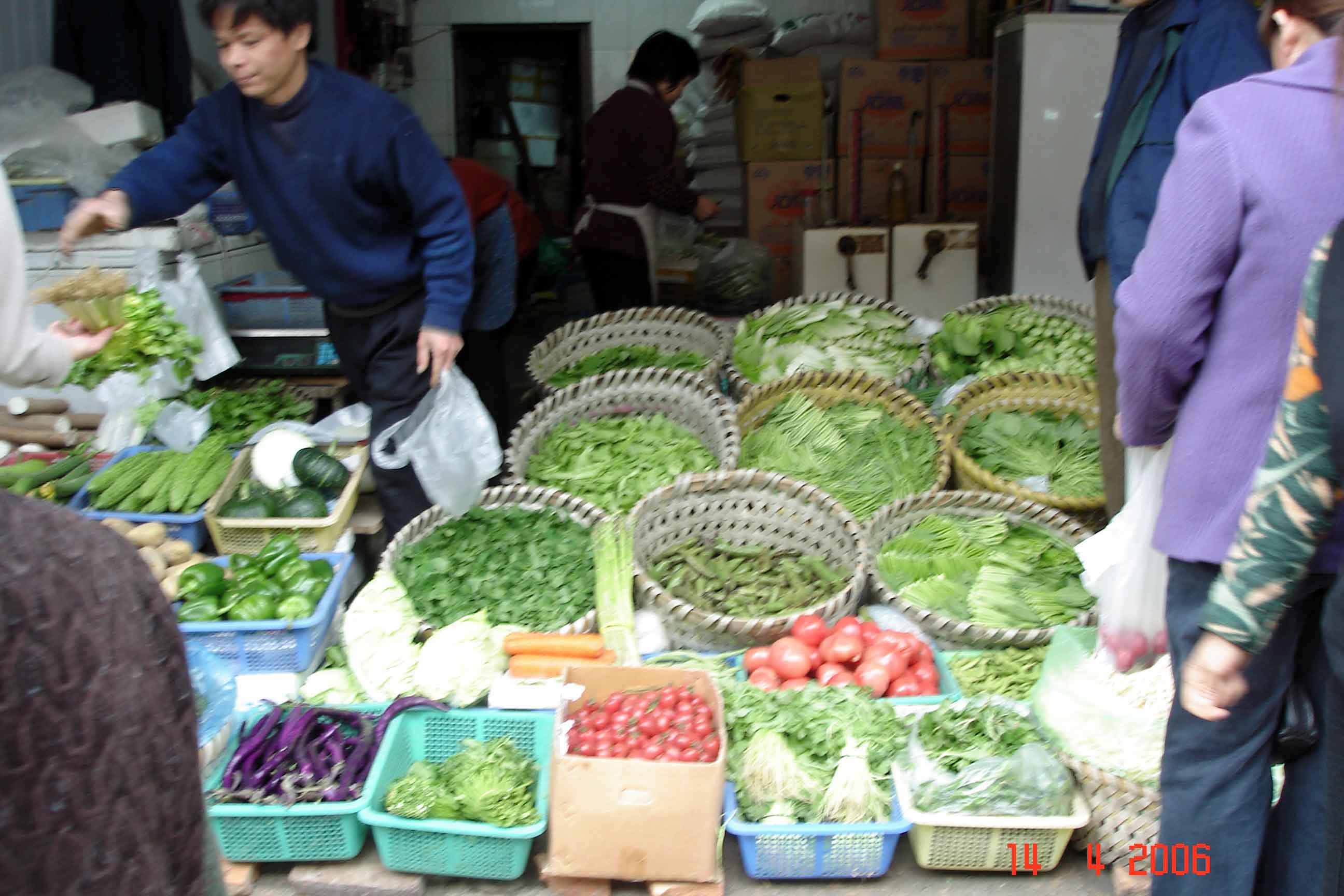 Beautiful-fresh-greens-and-veggies - Markets Chinese Old Quarter