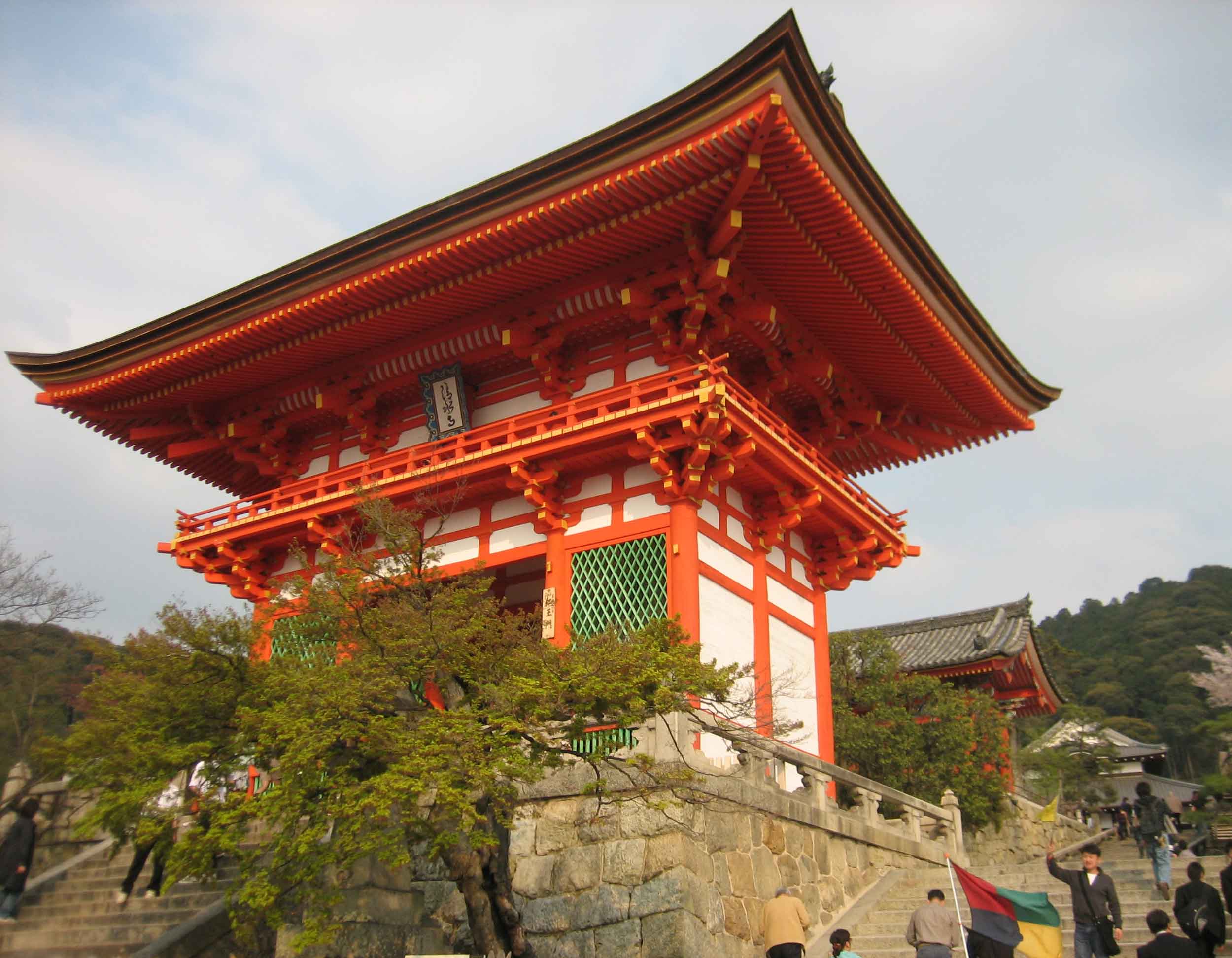 Kiyomizu-EntranceGate