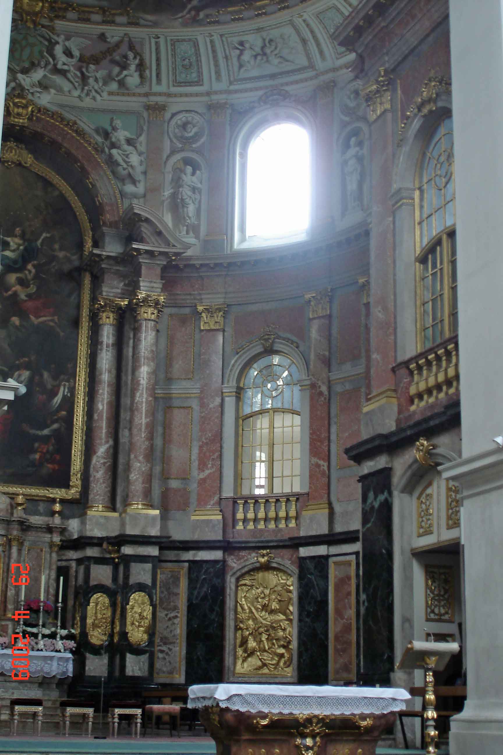 Right side main altar - Ettal Basicila