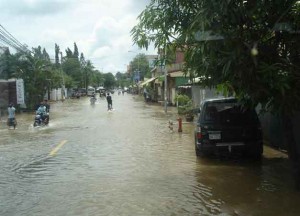 Water-flow-down-main-street