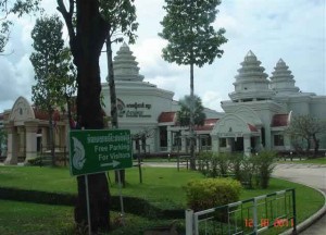 Angkor-National-Museum on high ground after the rain