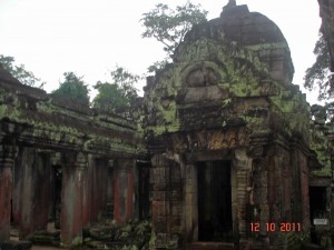 AngkorthomIntactTemple