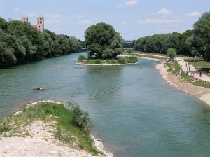 "Isar an der Wittelsbacher Bruecke Muenchen-4" by Rufus46 - Own work. Licensed under CC BY-SA 3.0 via Wikimedia Commons - http://commons.wikimedia.org/wiki/File:Isar_an_der_Wittelsbacher_Bruecke_Muenchen-4.jpg#/media/File:Isar_an_der_Wittelsbacher_Bruecke_Muenchen-4.jpg