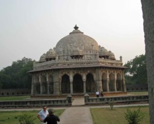 Isar Khan's tomb Sights and sounds New Delhi