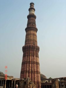Qutub minar,monuments,tombs,New Delhi